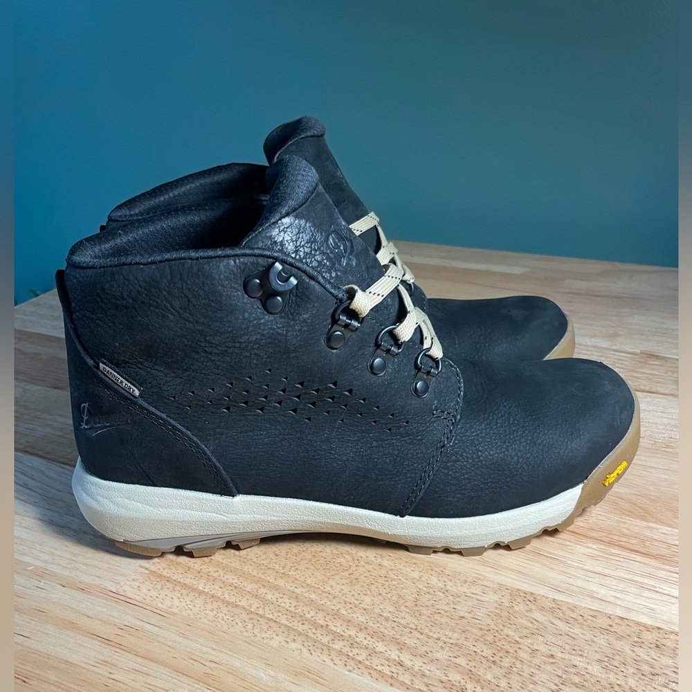 Danner Inquire Chukka